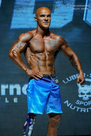 ЖЕЛЕЗНЫЙ ЧЕЛОВЕК MENS PHISIQUE